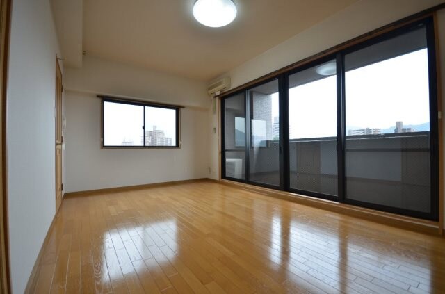 ロアール古市の物件内観写真