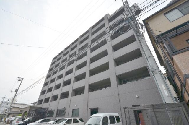 ロアール古市の物件外観写真