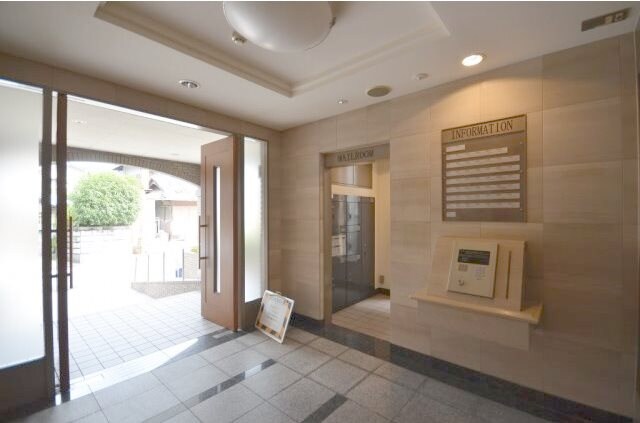 ロアール古市の物件外観写真