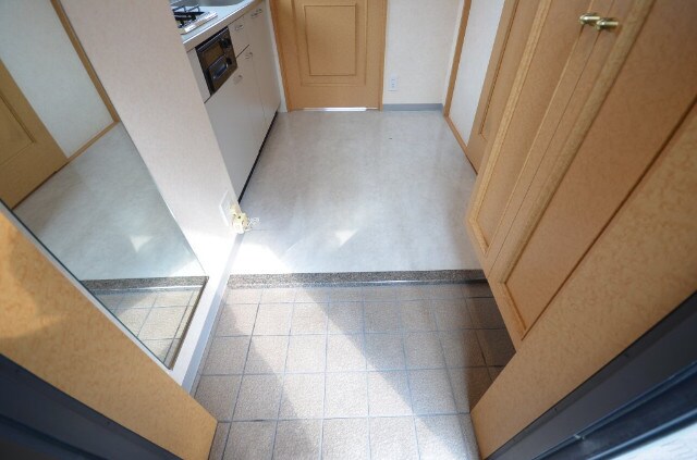 ロアール古市の物件内観写真