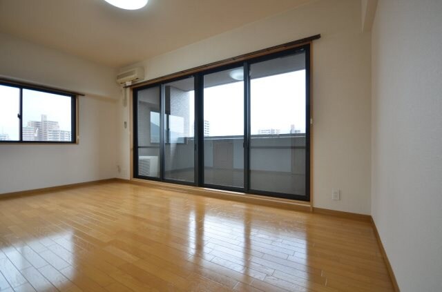 ロアール古市の物件内観写真