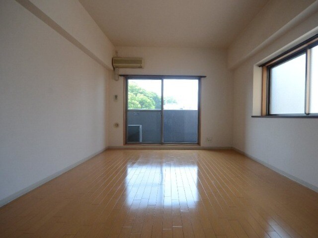 ロアール段原の物件内観写真