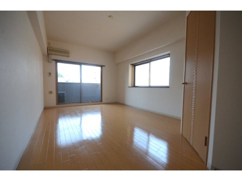 ロアール段原の物件内観写真