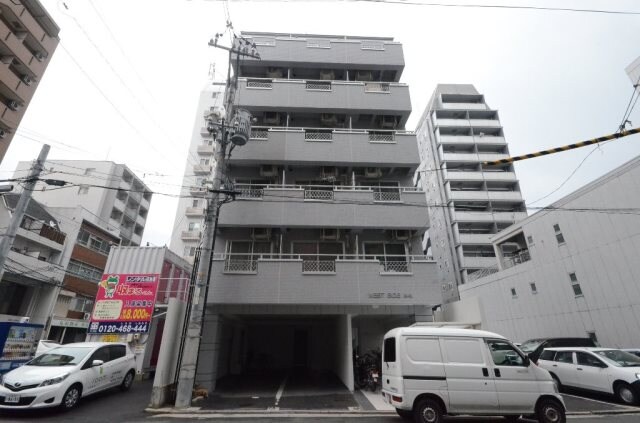 ウエスト・サイド・アヴェニューの物件外観写真