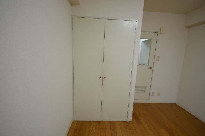 ウエスト・サイド・アヴェニューの物件内観写真