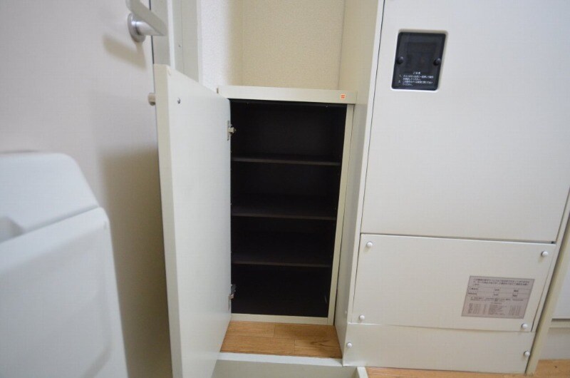 ウエスト・サイド・アヴェニューの物件内観写真