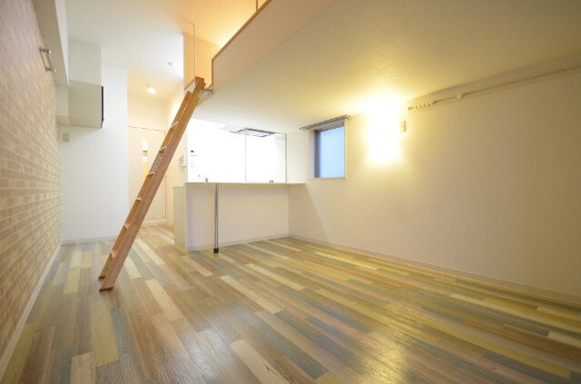 グランドポレストーネ鶴見の物件内観写真