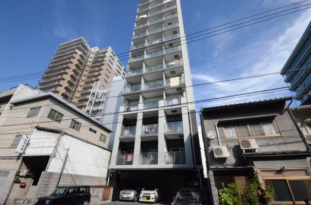 グランドポレストーネ鶴見の物件外観写真