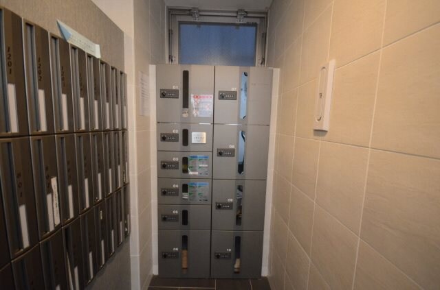 グラビスコート国泰寺の物件外観写真