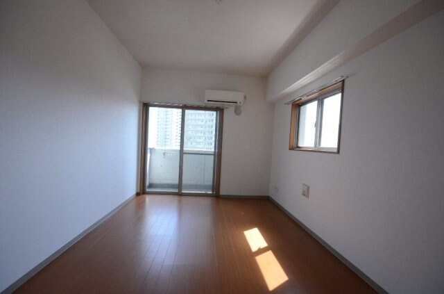 グラビスコート国泰寺の物件内観写真