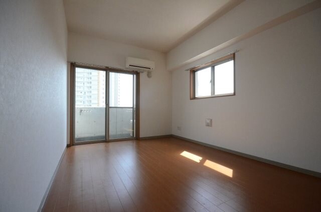 グラビスコート国泰寺の物件内観写真