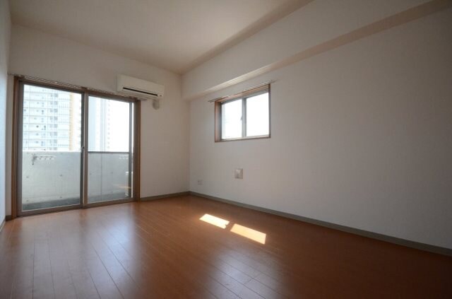 グラビスコート国泰寺の物件内観写真