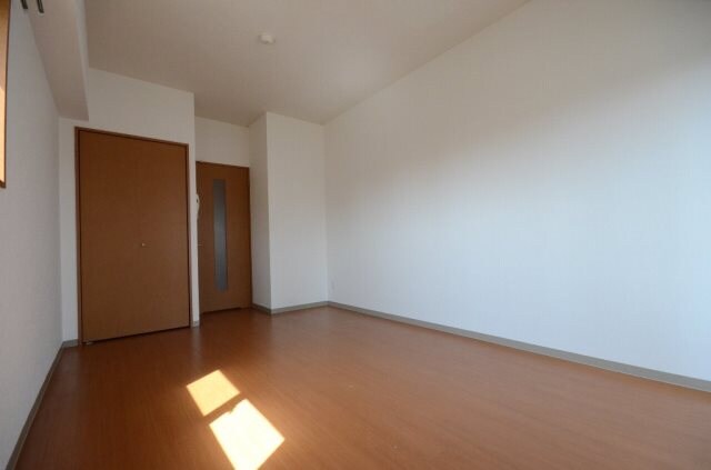 グラビスコート国泰寺の物件内観写真