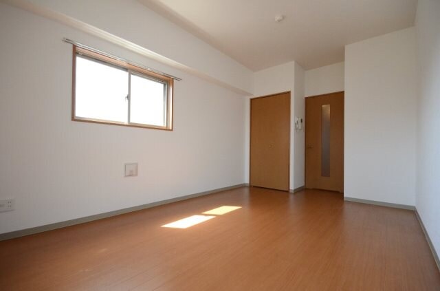 グラビスコート国泰寺の物件内観写真