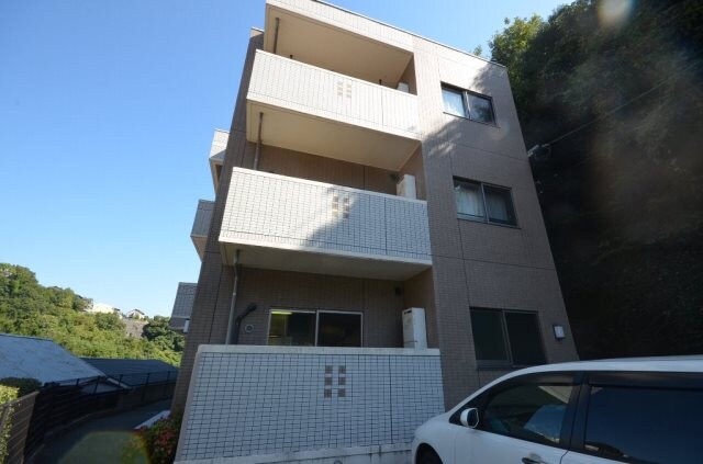 バロンズコートの物件外観写真