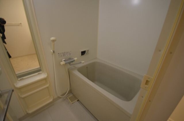 バロンズコートの物件内観写真