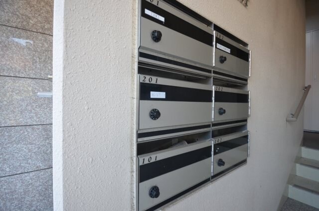 バロンズコートの物件外観写真