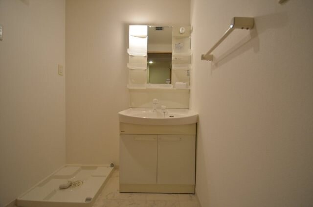 バロンズコートの物件内観写真