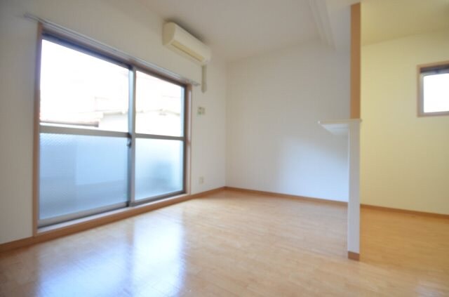 バロンズコートの物件内観写真