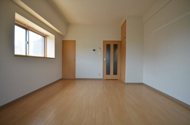 フローラ西原の物件内観写真