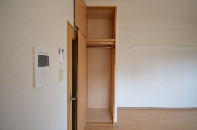 フローラ西原の物件内観写真