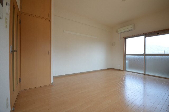フローラ西原の物件内観写真