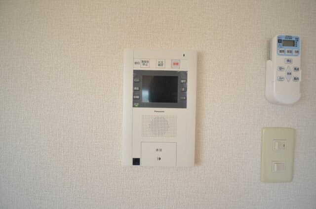 フローラ西原の物件内観写真