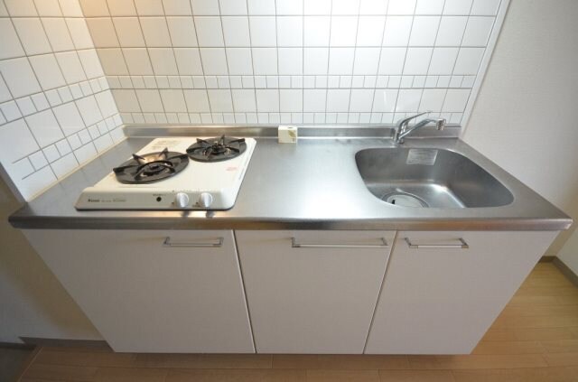 フローラ西原の物件内観写真