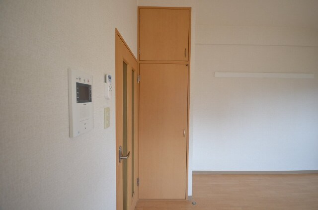フローラ西原の物件内観写真