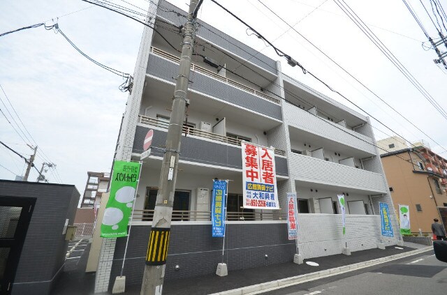 アガトンツインズαの物件外観写真