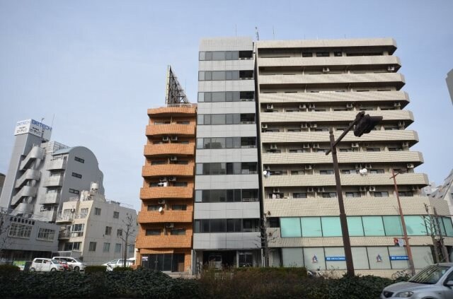 LUXES大手町の物件外観写真