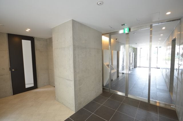 アルファレガロ駅前通りの物件外観写真