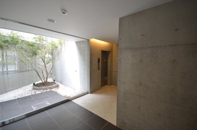 アルファレガロ駅前通りの物件外観写真