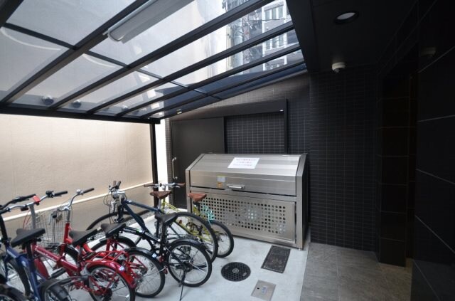 CREST CENTRAL BLDG.の物件外観写真