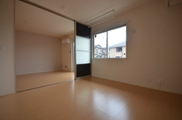 ファイブ　スリーの物件内観写真