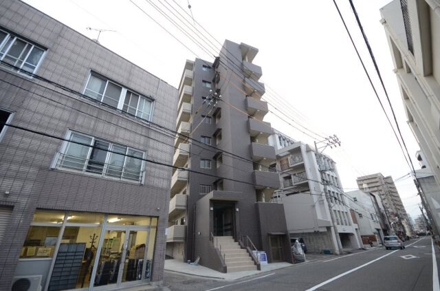 グランシャルム皆実町の物件外観写真