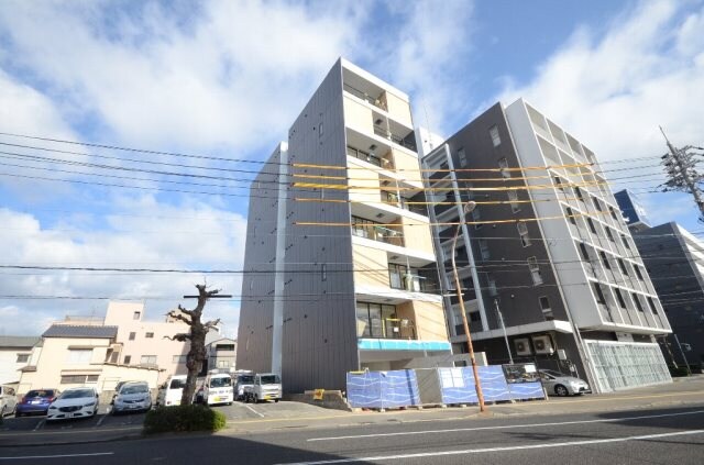 87ｇ YOSHIJIMA ａｖｅ．の物件外観写真