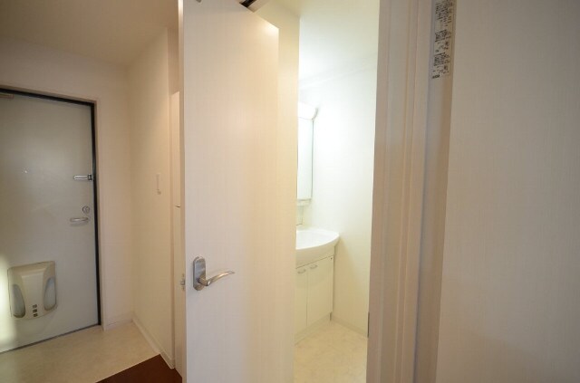 グラビスコート光町の物件内観写真