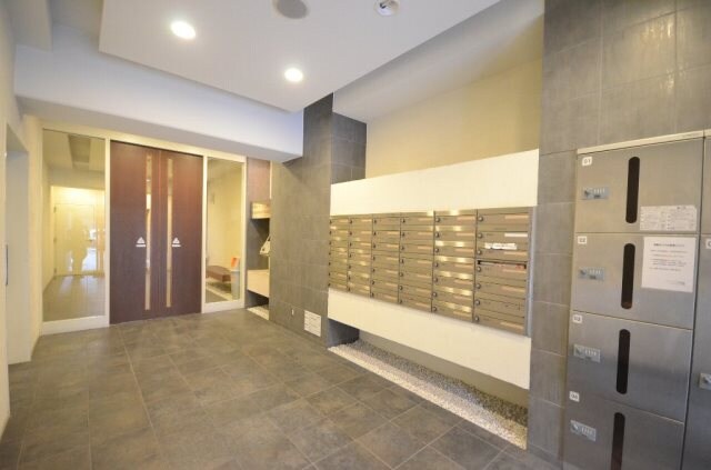 グラビスコート上幟町の物件外観写真