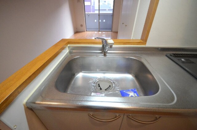 グラビスコート上幟町の物件内観写真