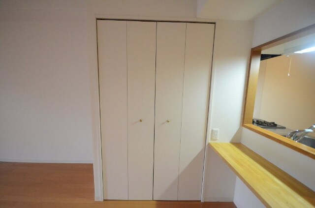 グラビスコート上幟町の物件内観写真