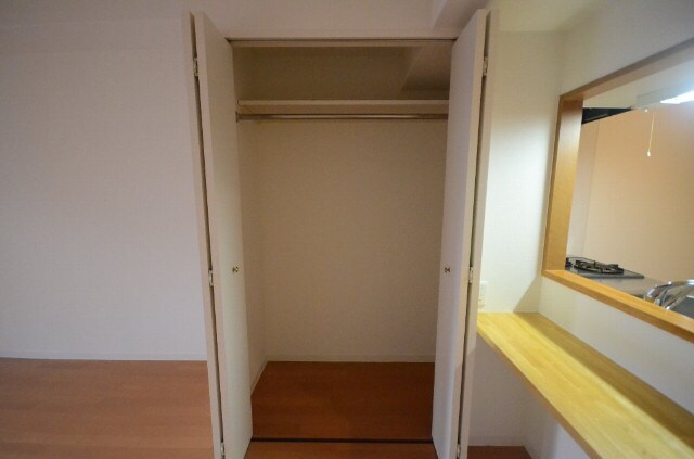 グラビスコート上幟町の物件内観写真