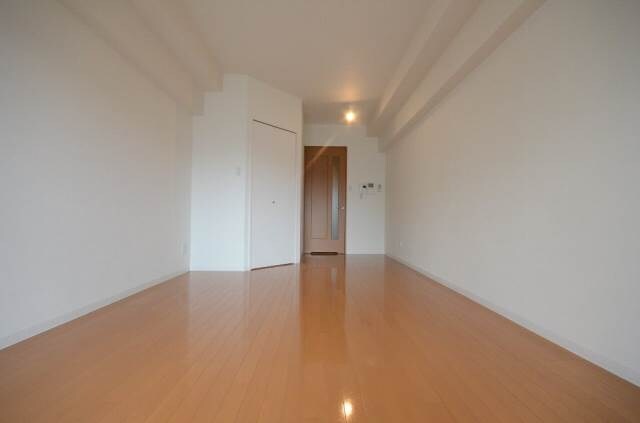 グラビスコート白島の物件内観写真