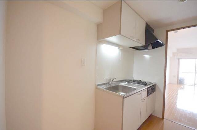 グラビスコート白島の物件内観写真