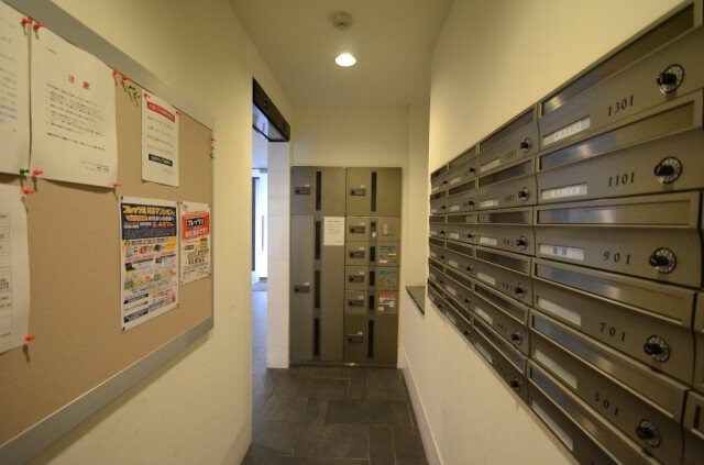 グラビスコート白島の物件外観写真