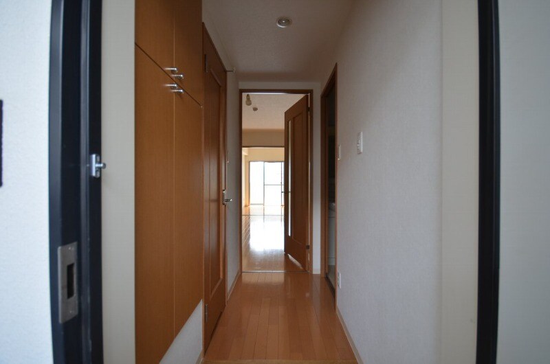 グラビスコート白島の物件内観写真