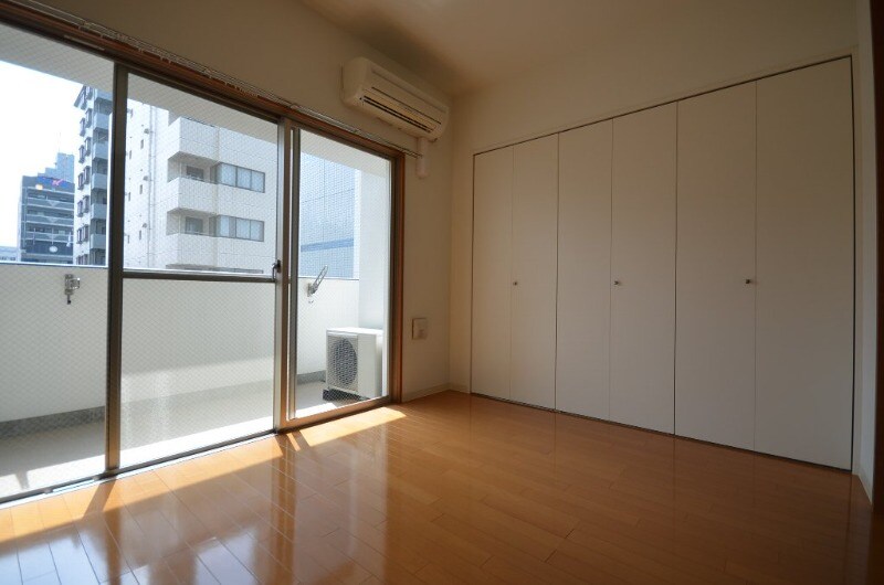 グラビスコート白島の物件内観写真