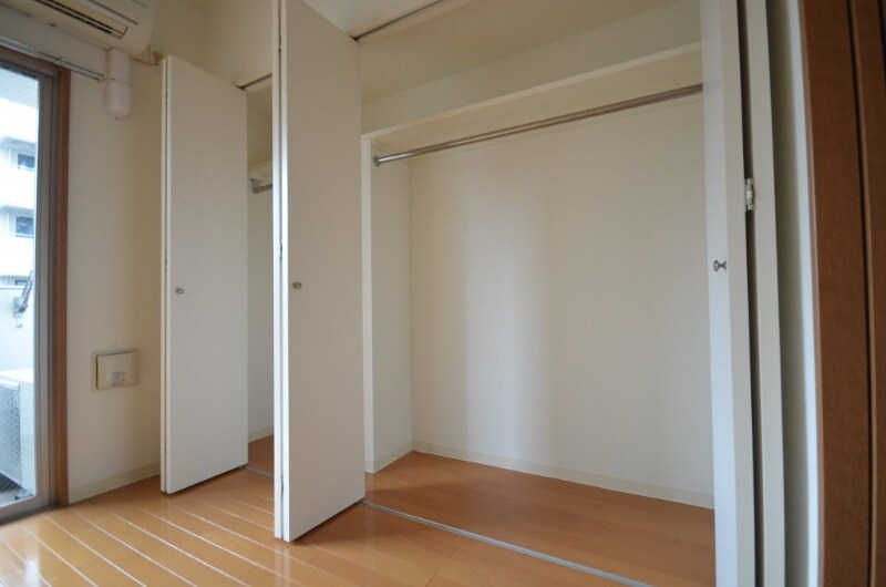 グラビスコート白島の物件内観写真