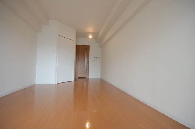 グラビスコート白島の物件内観写真