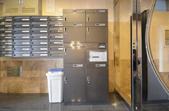 LION大手町の物件外観写真